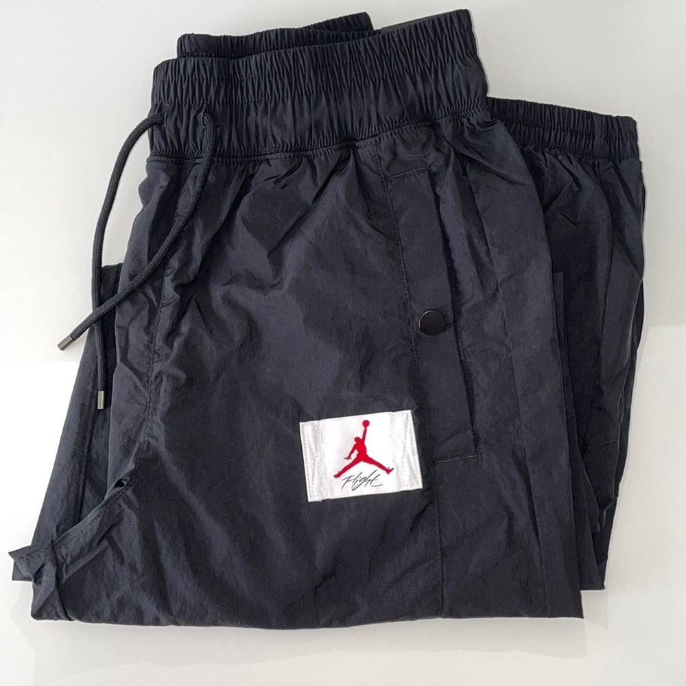 Black Jordan Sweatpants Size Extra Small NWT